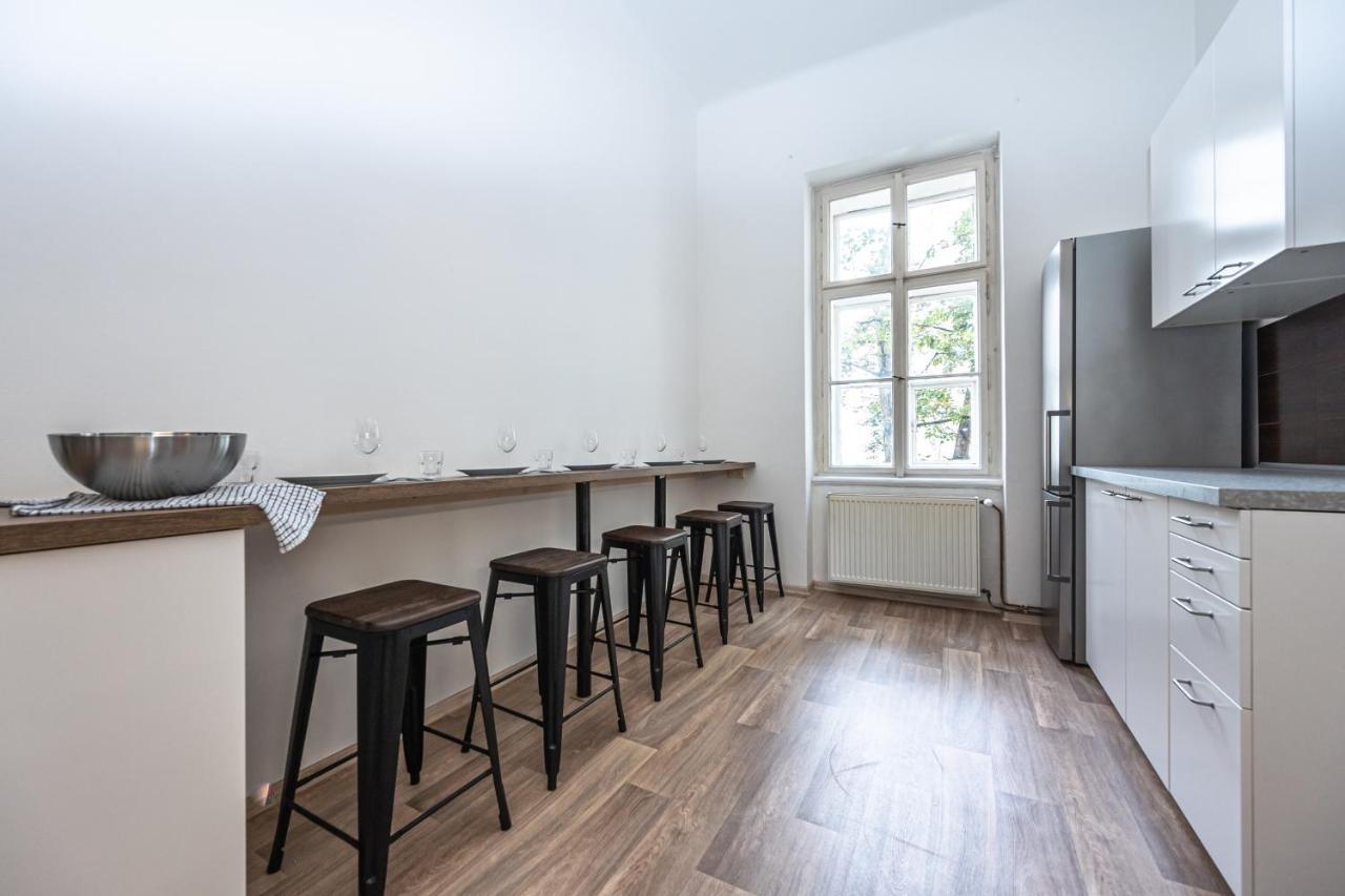 New Town Central Apartment Прага Екстер'єр фото